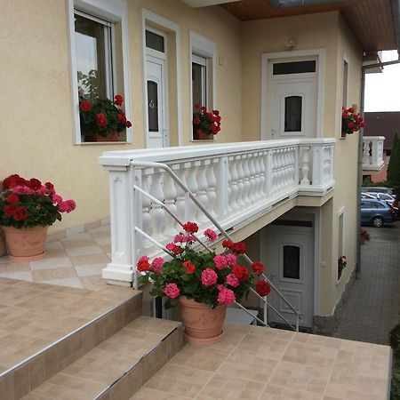 Jozsef Apartments House Zalakaros Exteriör bild