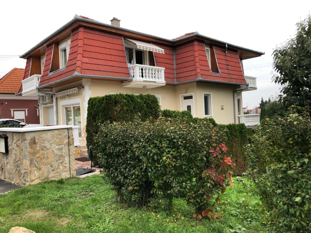 Jozsef Apartments House Zalakaros Exteriör bild