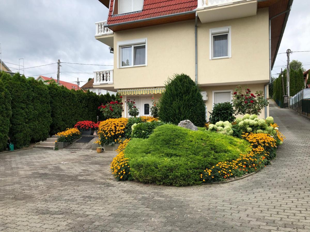 Jozsef Apartments House Zalakaros Exteriör bild